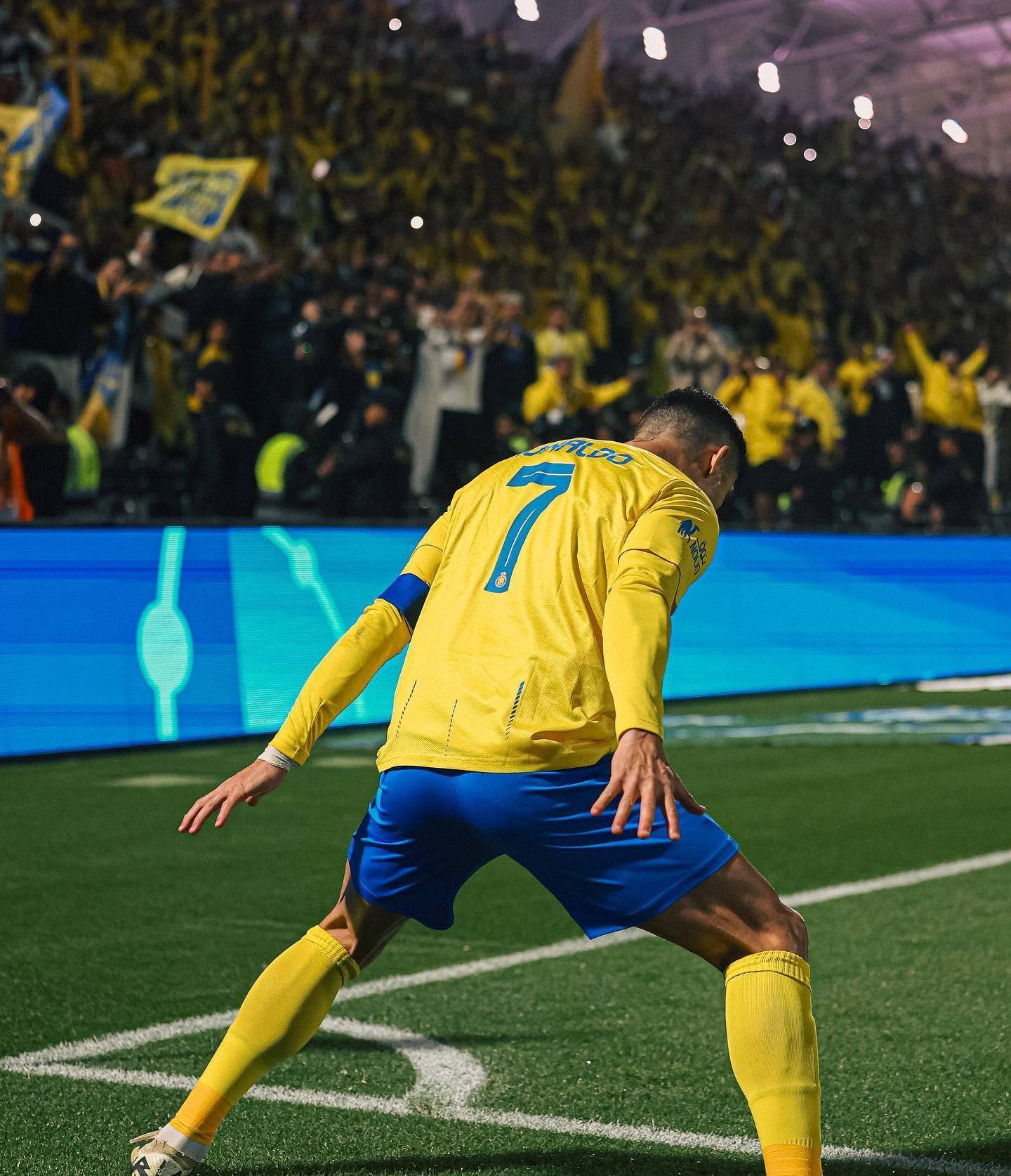 C罗对阵凯尔特人展开拉锯大战，最终险胜对手-九游官网平台